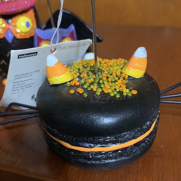 At Home- Halloween 🎃 Decorations- 1.Candy Corn 🕷️ Spider Name or Photo holder - Picture 8 of 8